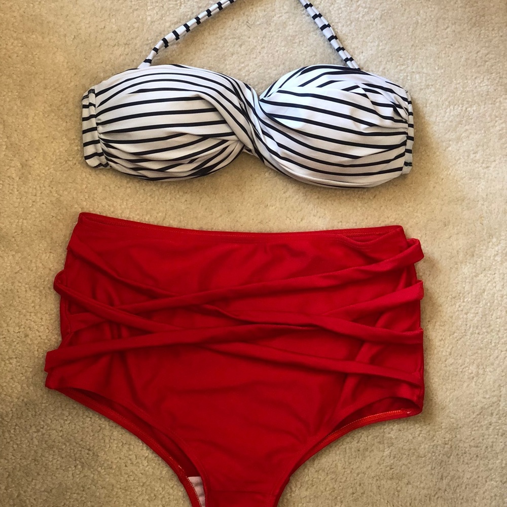 High waist vintage-inspired bikini